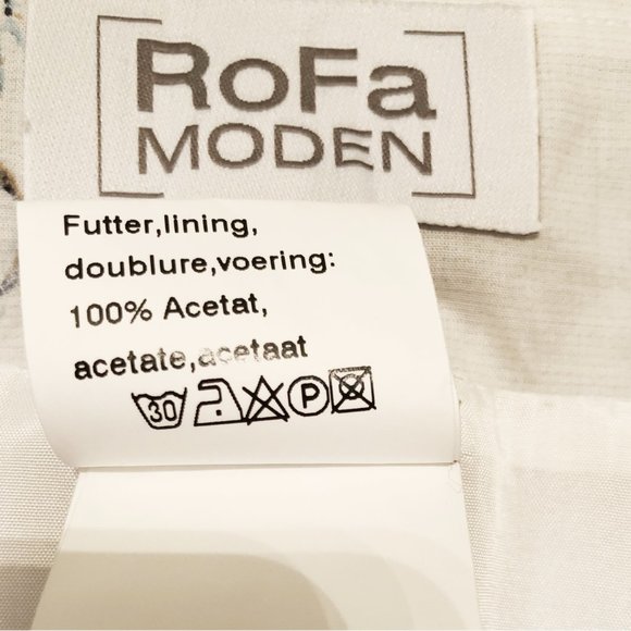 Floral Knee Length Skirt - Picture 11 of 15